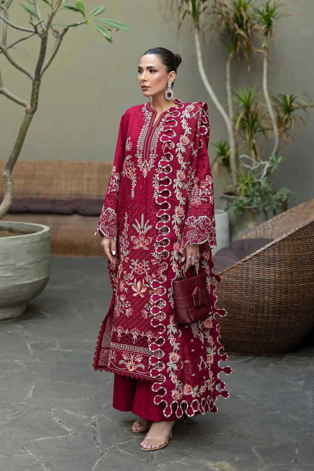 Akbar Aslam - 3PC Luxury Lawn Embroidered Suit