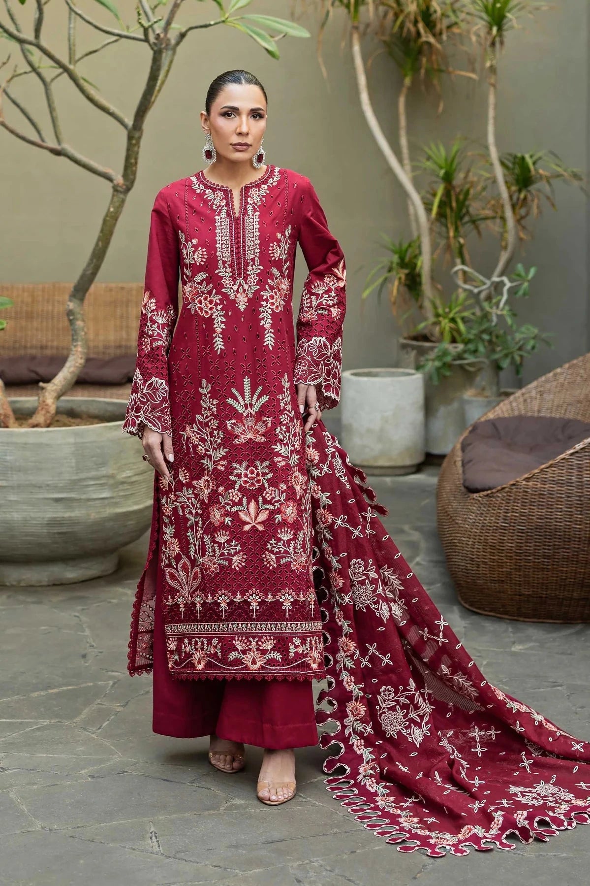 Akbar Aslam - 3PC Luxury Lawn Embroidered Suit