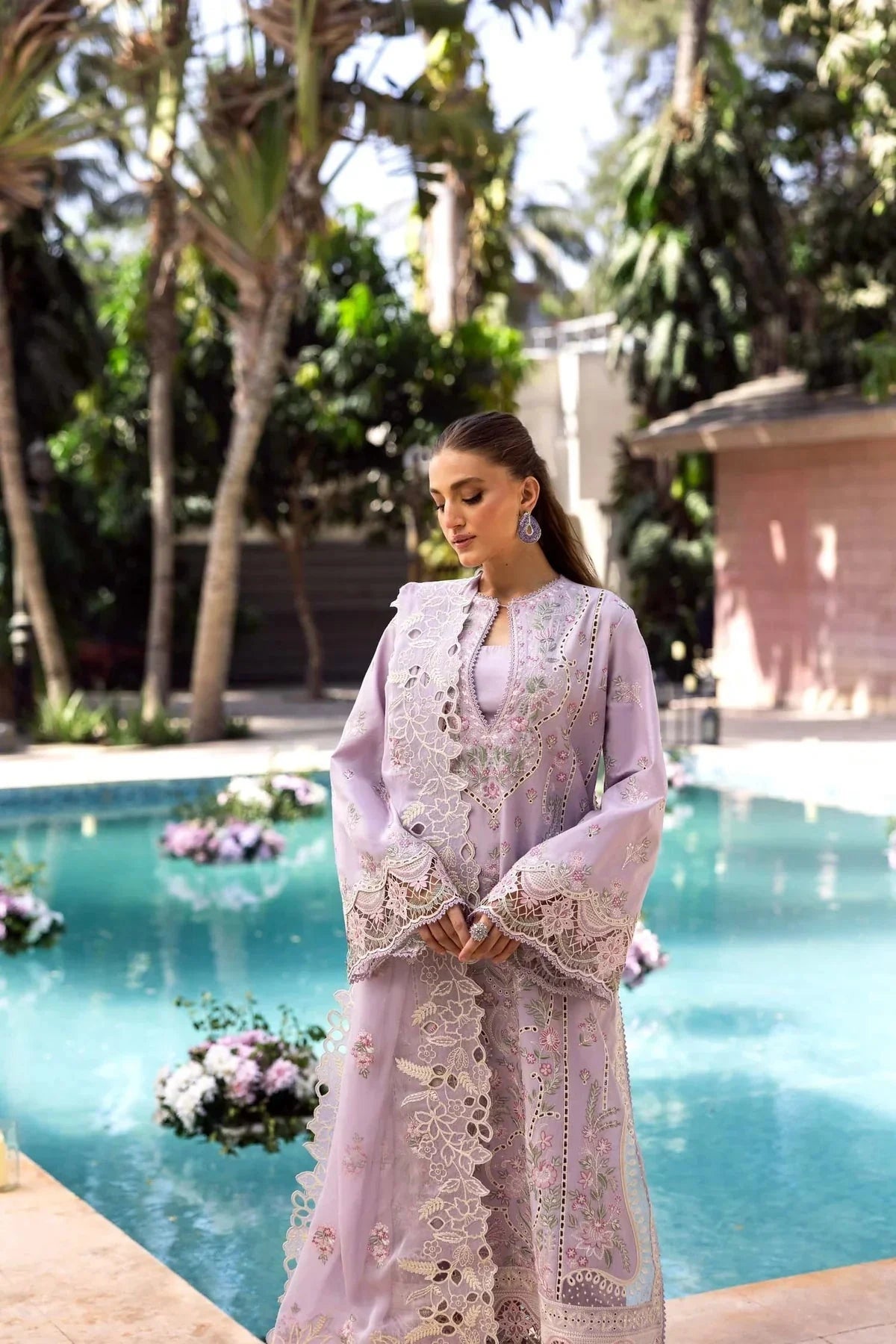 Akbar Aslam - 3PC Luxury Lawn Embroidered Suit