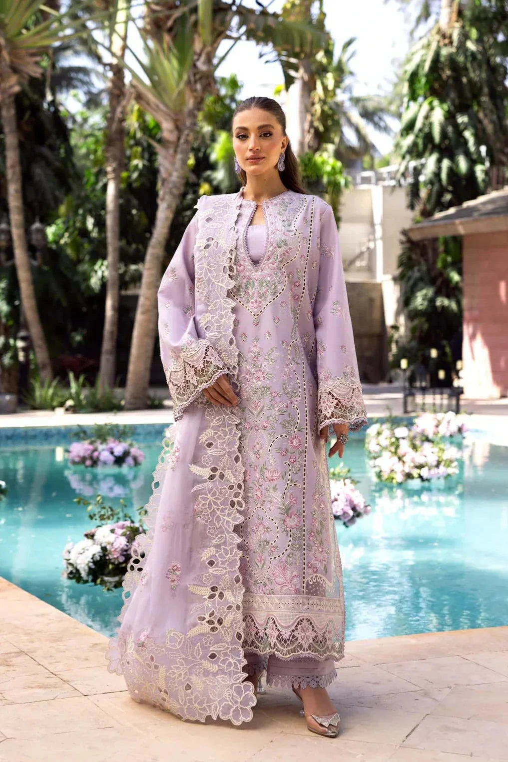 Akbar Aslam - 3PC Luxury Lawn Embroidered Suit