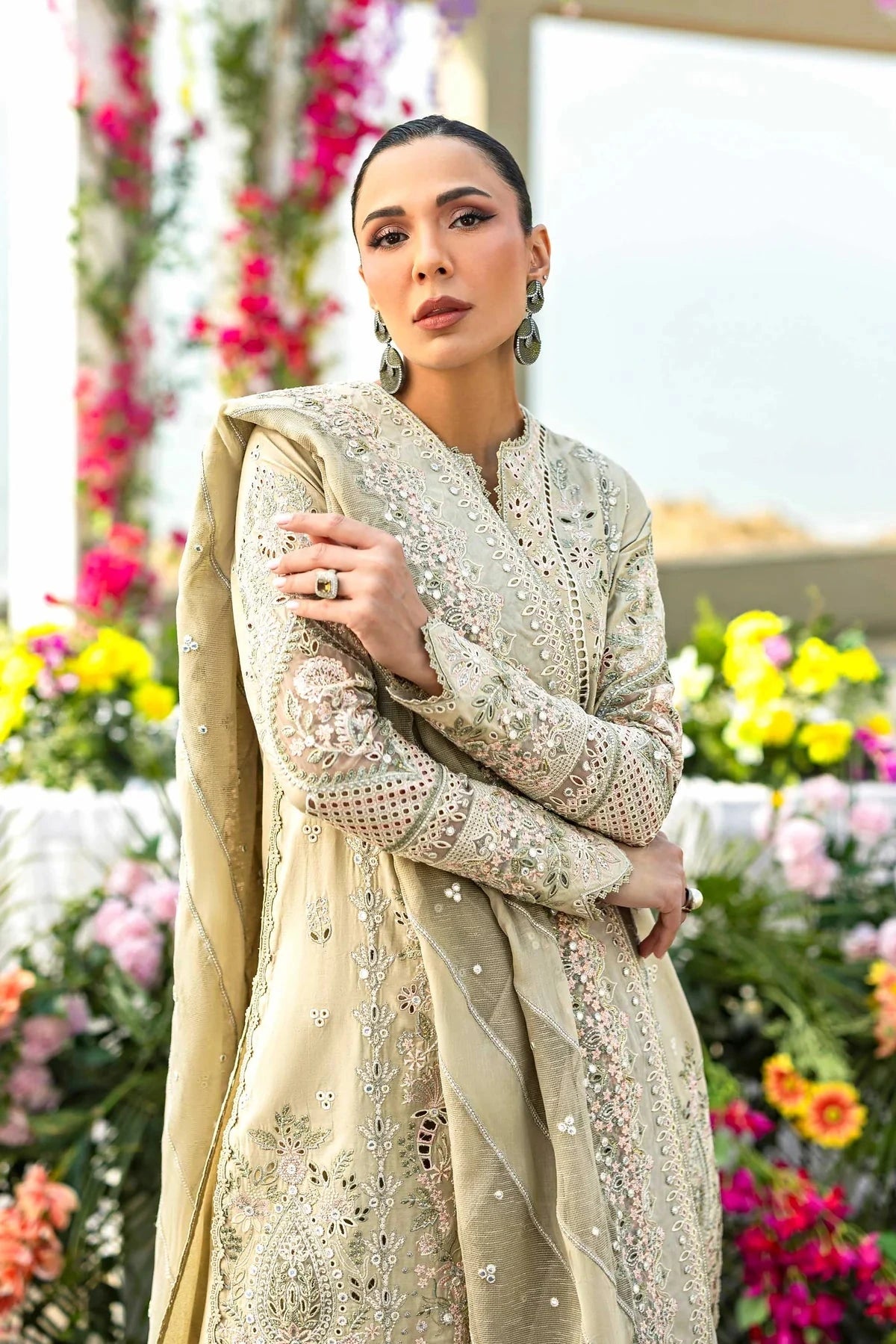 Akbar Aslam - 3PC Luxury Lawn Embroidered Suit