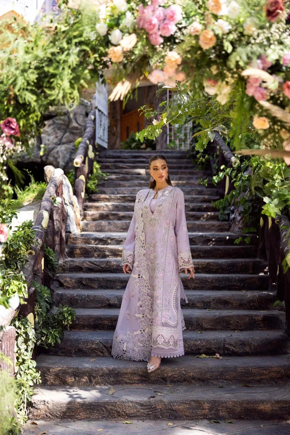 Akbar Aslam - 3PC Luxury Lawn Embroidered Suit