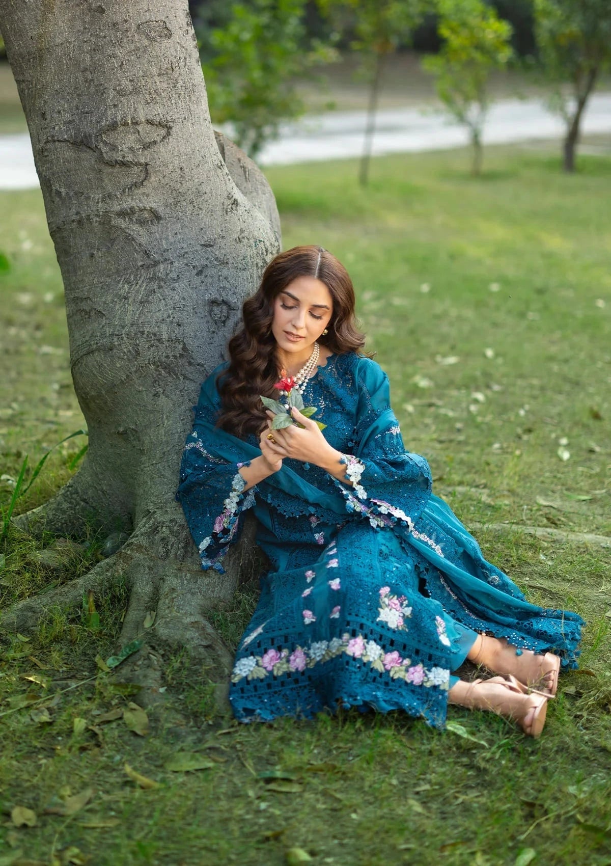 Elaf - 3PC Luxury Lawn Embroidered Suit Unstiched