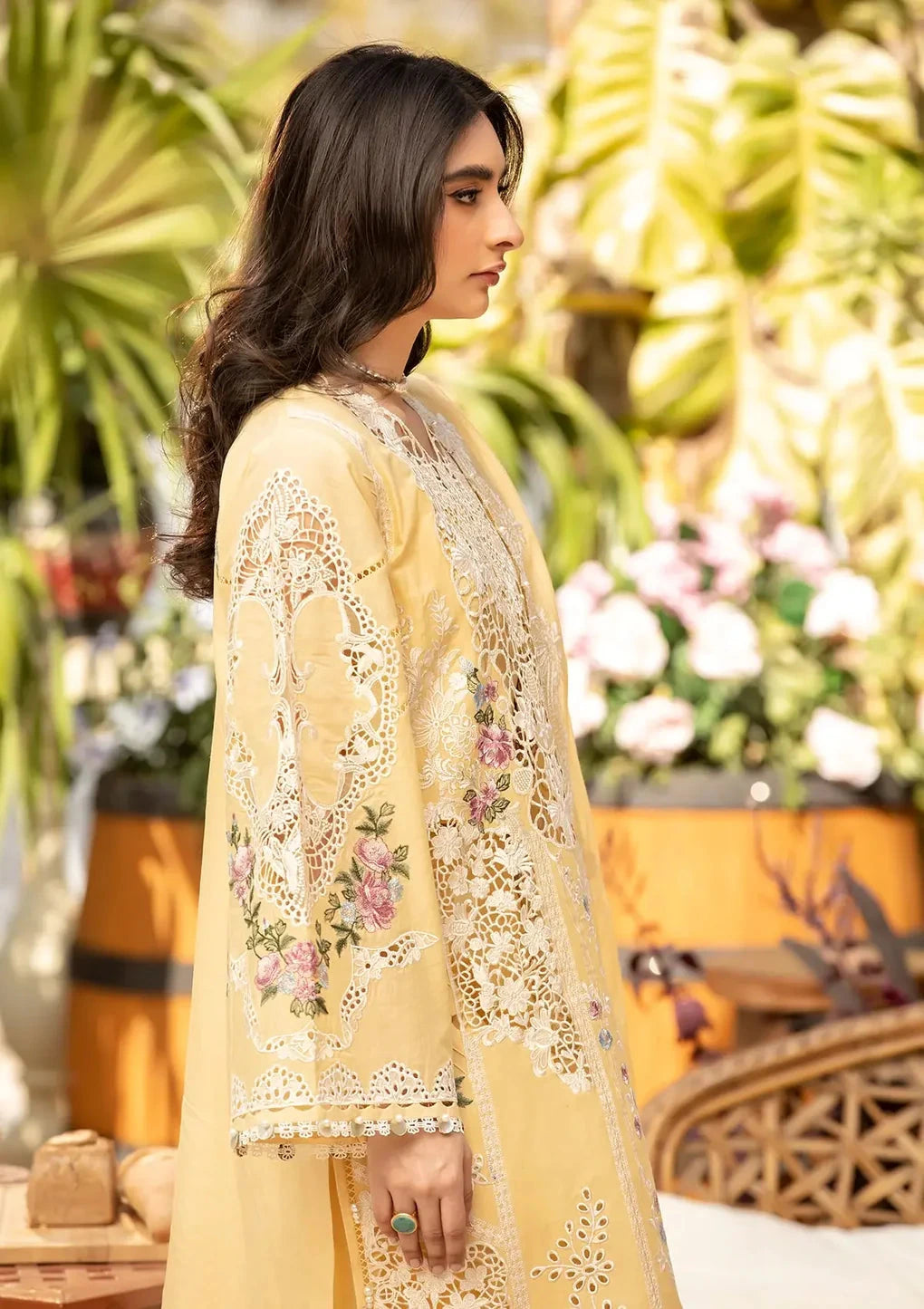 ELAF - 3PC Luxury Lawn Embroidered Suit
