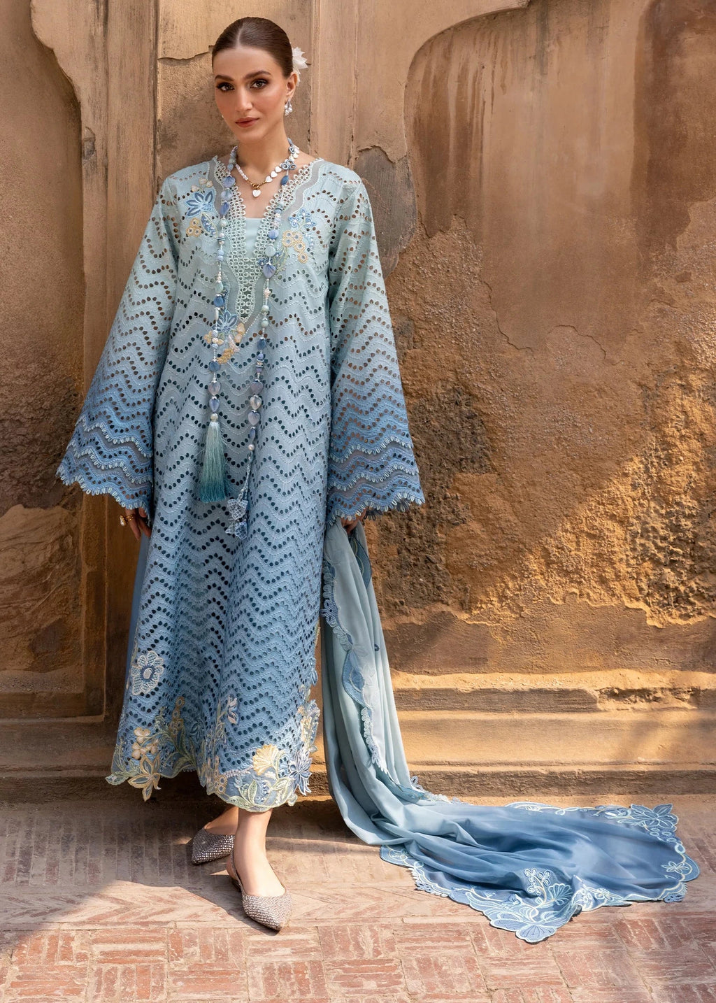 Crimson - 3PC Luxury Lawn Embroidered Suit