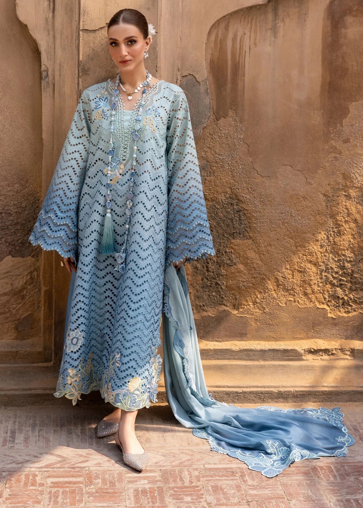Crimson - 3PC Luxury Lawn Embroidered Suit