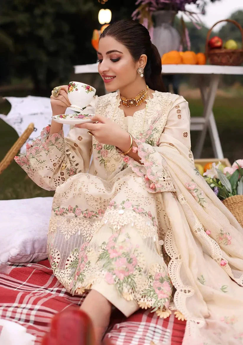 KAHF - 3PC Luxury Lawn Embroidered Suit