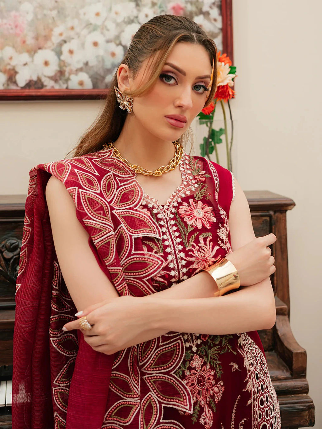 MAHNUR - 3PC Luxury Lawn Embroidered Suit
