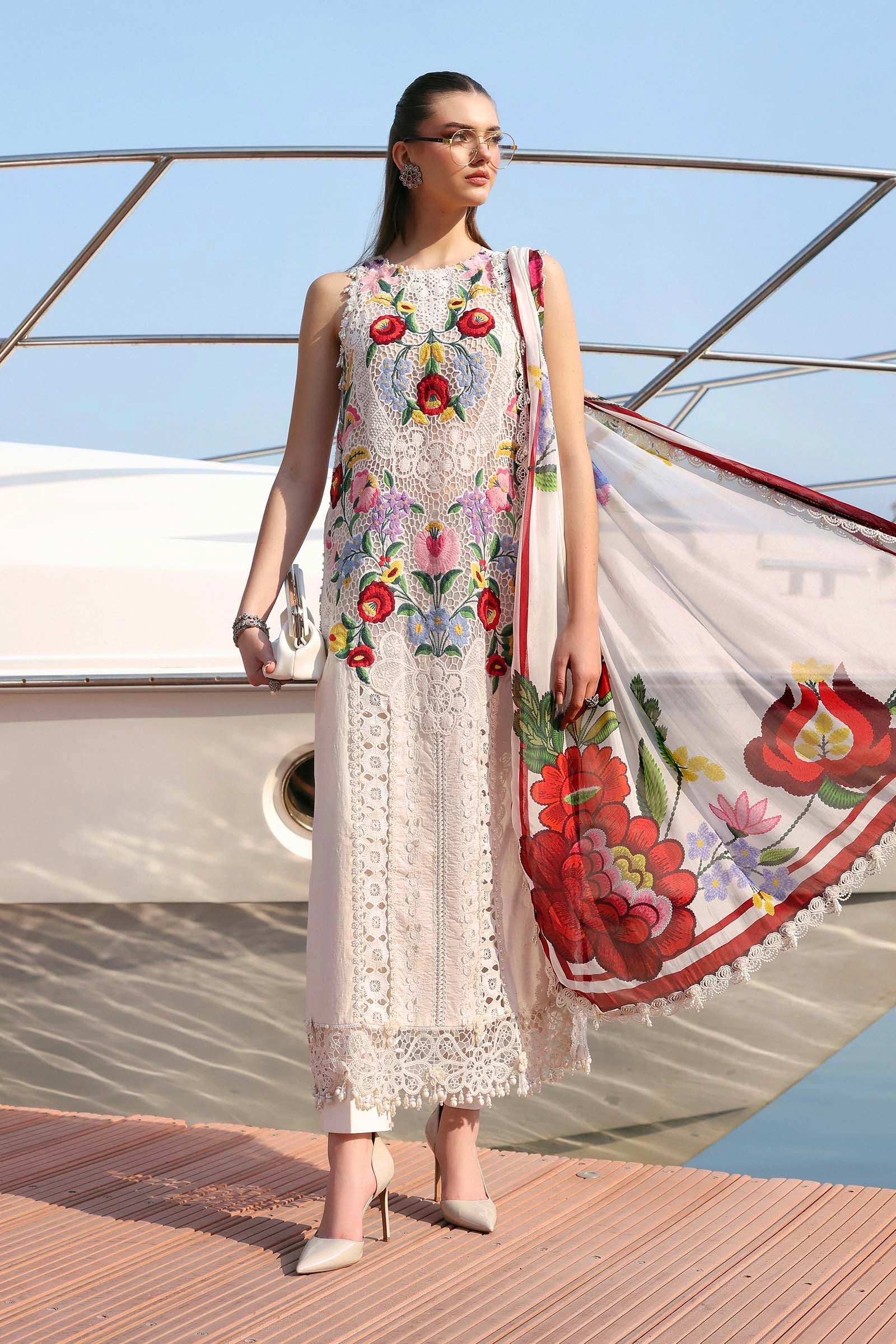 Maria.B - 3PC Luxury Lawn Embroidered Suit