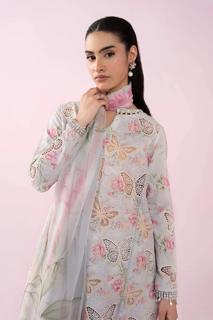 Maria.B - 3PC Luxury Lawn Embroidered Suit