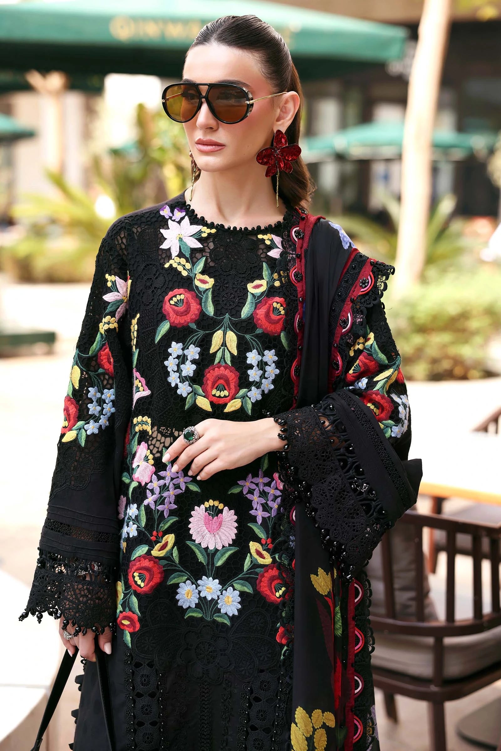 Maria.B - 3PC Luxury Lawn Embroidered Suit