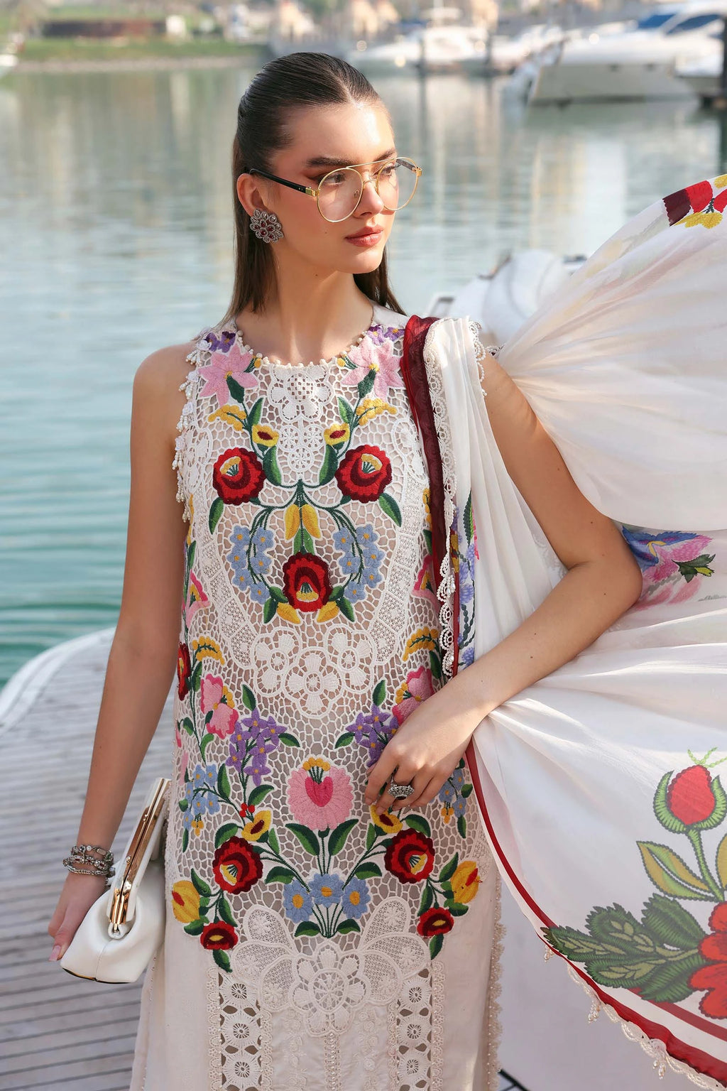 Maria.B - 3PC Luxury Lawn Embroidered Suit