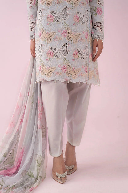 Maria.B - 3PC Luxury Lawn Embroidered Suit