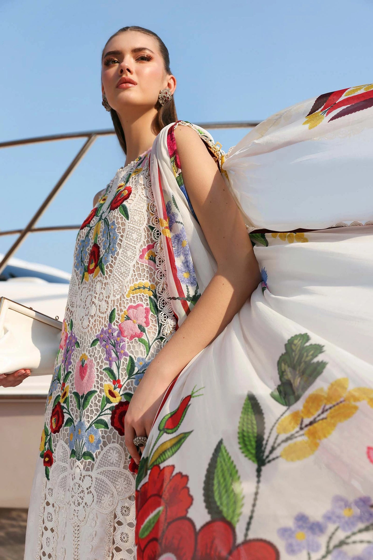Maria.B - 3PC Luxury Lawn Embroidered Suit