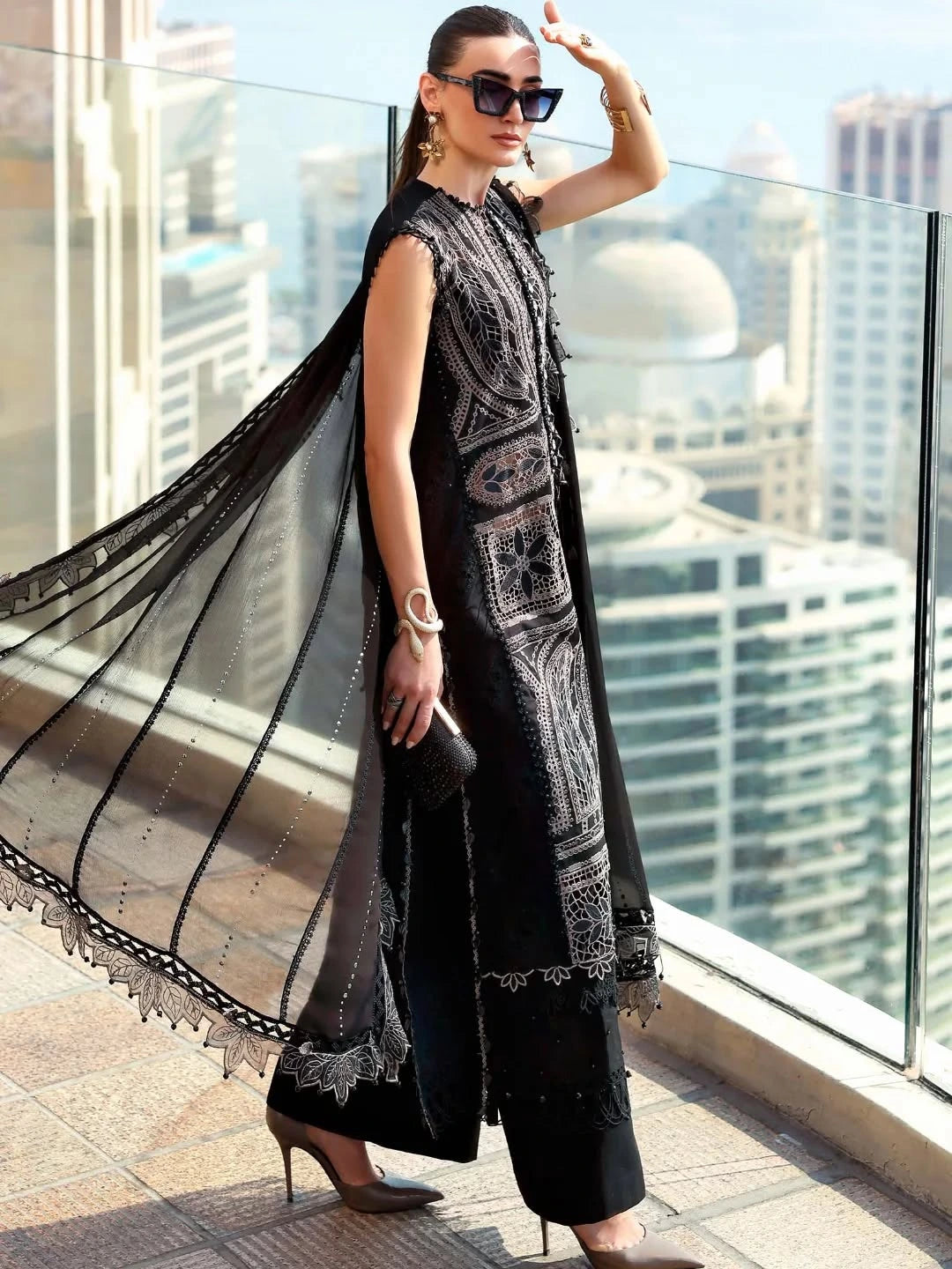 Maria.B - 3PC Luxury Lawn Embroidered Suit