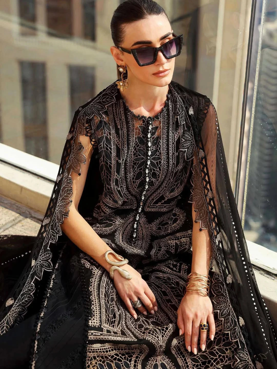 Maria.B - 3PC Luxury Lawn Embroidered Suit