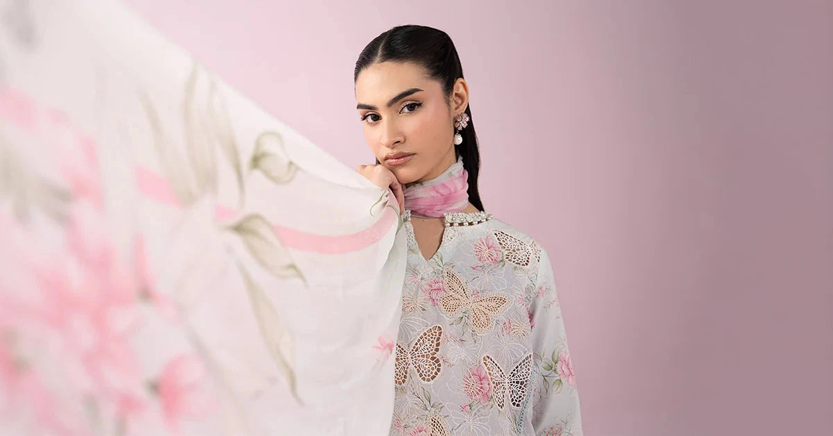Maria.B - 3PC Luxury Lawn Embroidered Suit
