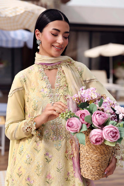 MARIA.B - 3PC Luxury Lawn Embroidered Suit