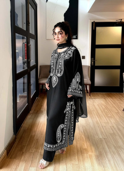 Mirana - 3PC Luxury Lawn Embroidered Suit