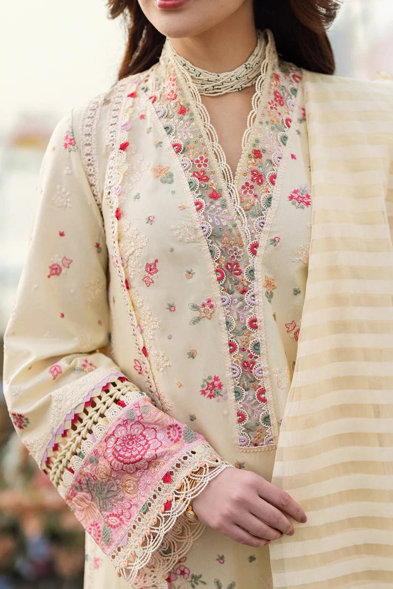 Qalamkaar - 3PC Lawn Embroidered Suit
