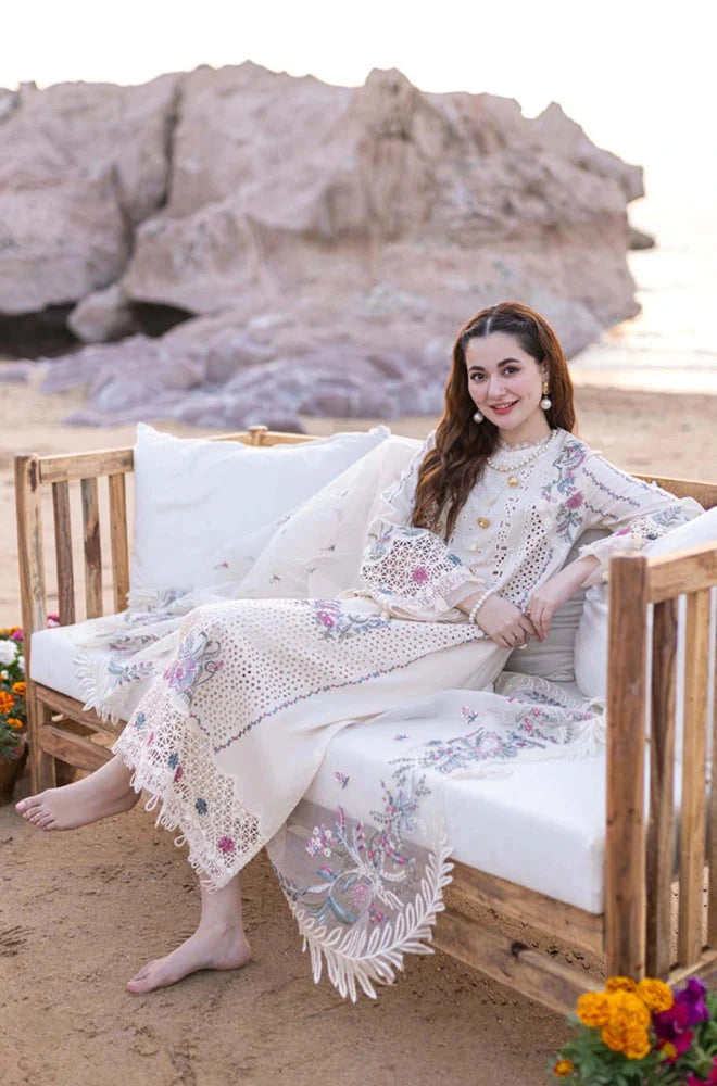 Qalamkar - 3PC Luxury Lawn Embroidered Suit