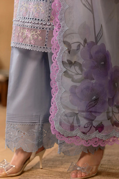 Saira Rizwan- 3PC Luxury Lawn Embroidered Suit