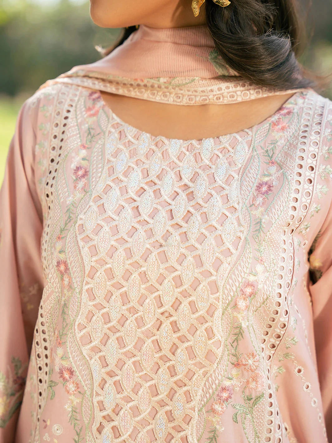 Zara Shajahan - 3PC Luxury Lawn Embroidered Suit